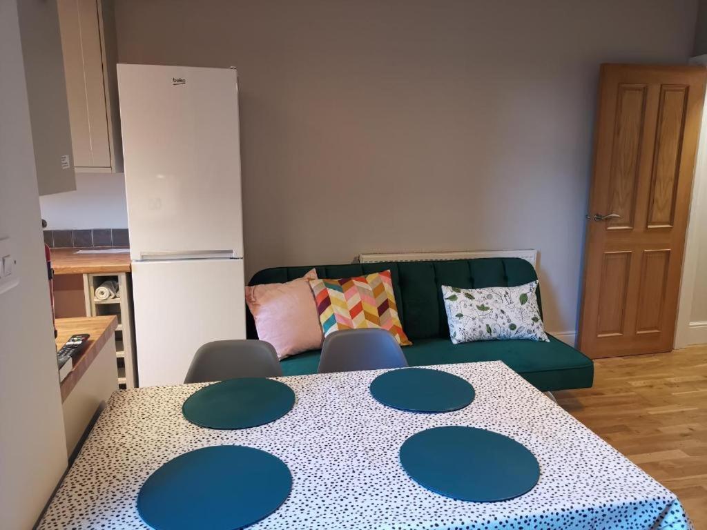 Derby Pride Park Private Ensuite Room- 2 Beds- Free Parking Extérieur photo