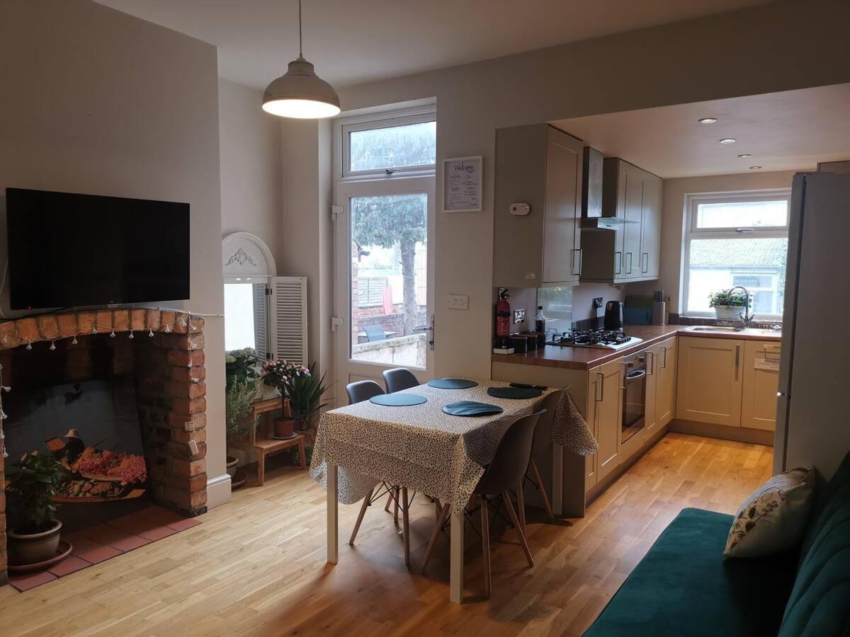 Derby Pride Park Private Ensuite Room- 2 Beds- Free Parking Extérieur photo